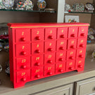 Exclusive Clinton Smith Limited Edition Glass Art Paperweight Advent Calendar (Red, Green, Antique White & Blue)