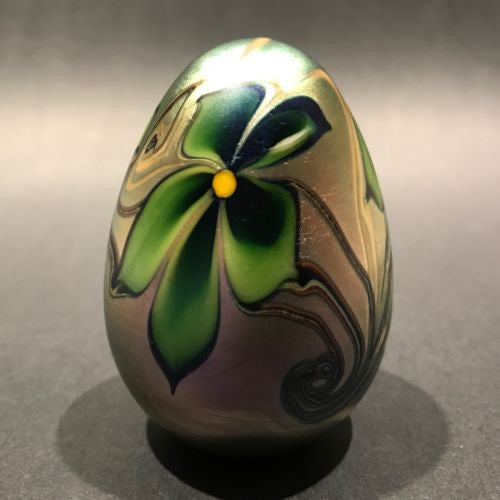 Vintage Orient & Flume Art Glass Paperweight Iridescent Gold Floral Egg