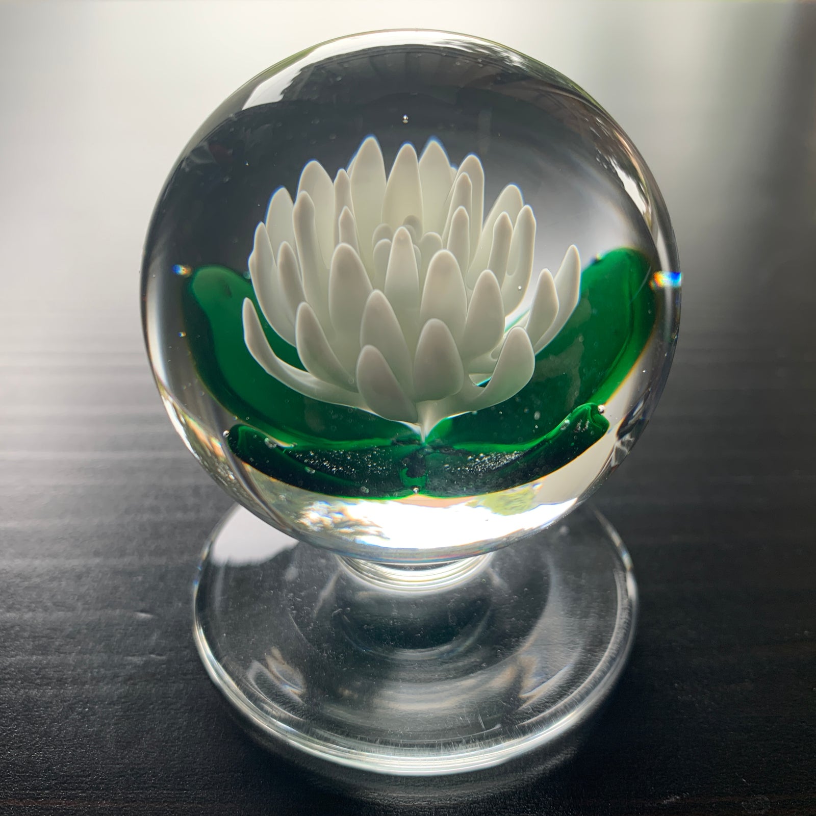 Signed Charles Kaziun Jr. Footed White Crimp Chrysanthemum