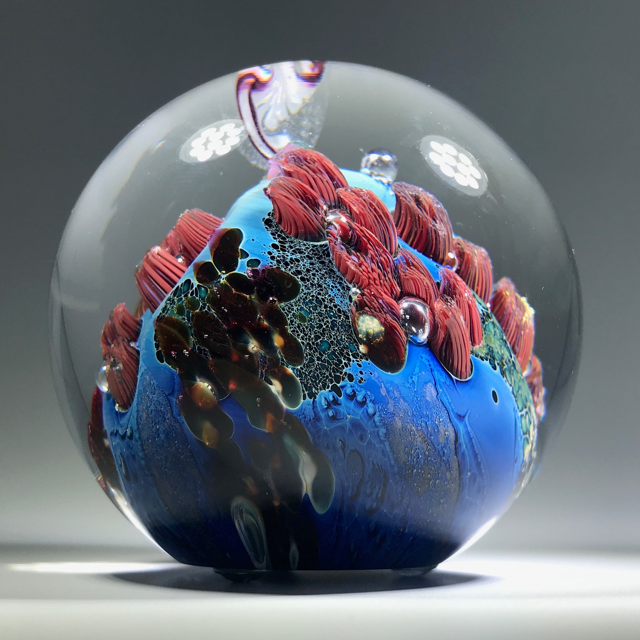 【希少】ジョシュ・シンプソン ガラス作品 Inhabited Planet Signed Josh Simpson Art Glass Paperweight Detailed Inhabited Planet