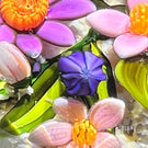 Cathy Richardson 2022 Glass Art Paperweight Flamework Pink & Purple Wildflowers on Sand Ground