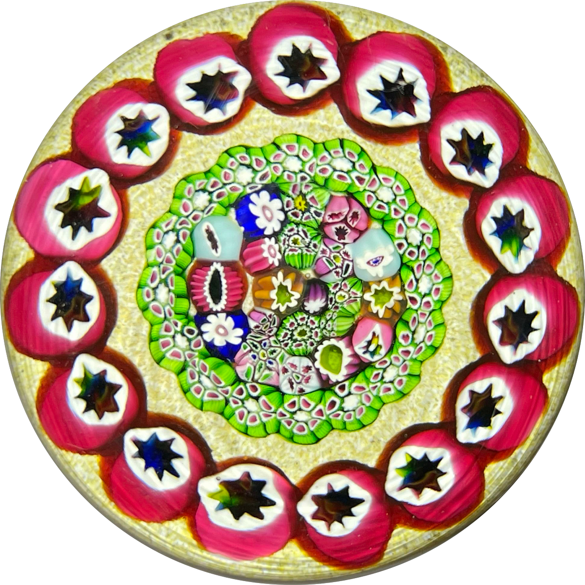 Paul Ysart Closepack Millefiori Motif with Garland on Opaque Beige Jasper Ground