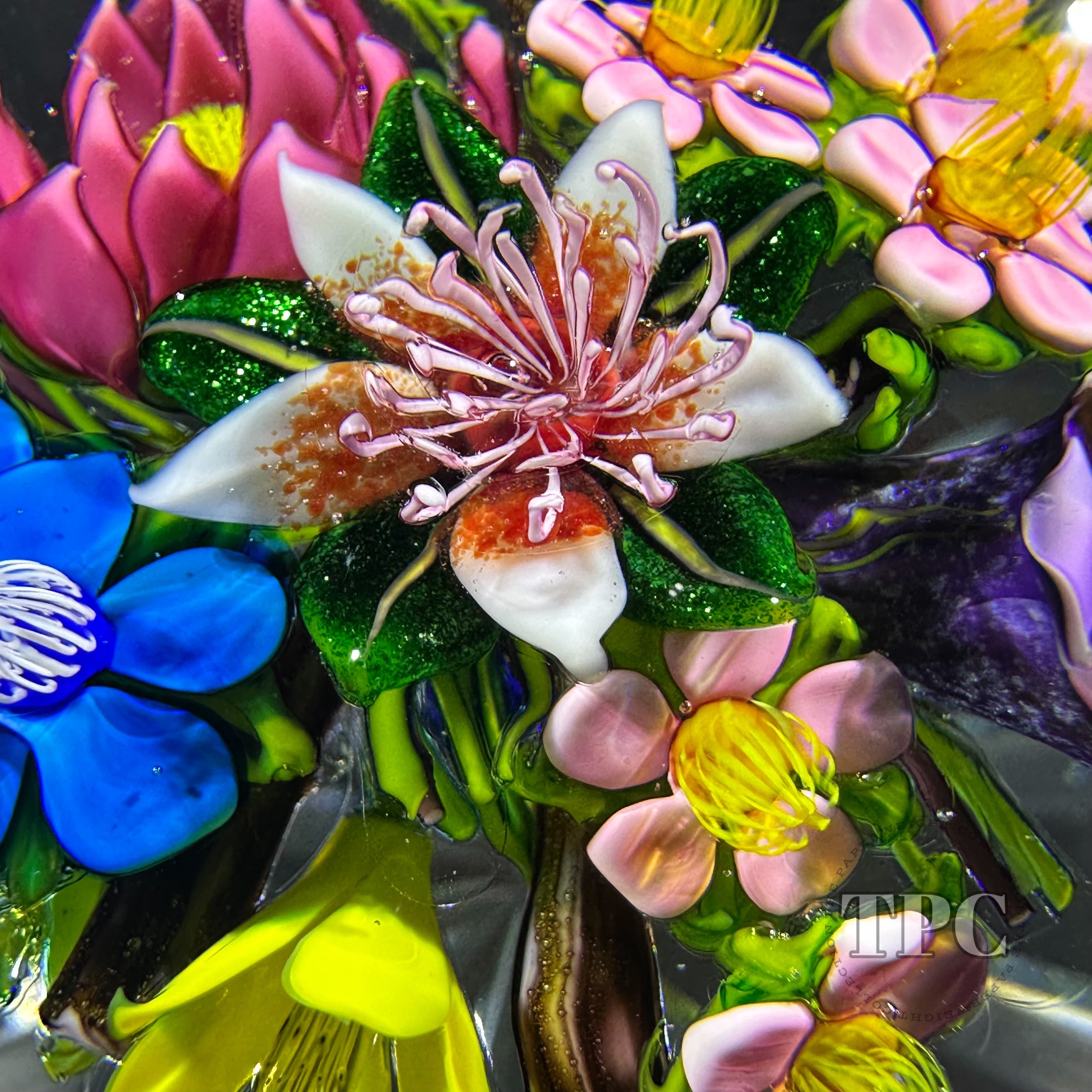 Ken Rosenfeld 2022 Glass Art Paperweight Flamework Flower
